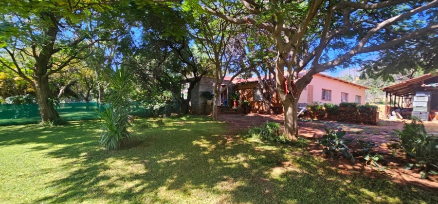 4 Bedroom Property for Sale in Mooinooi North West